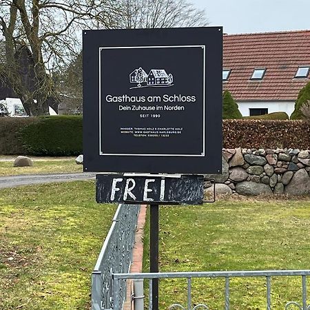 Gasthaus Am Schloss Karlsburg エクステリア 写真
